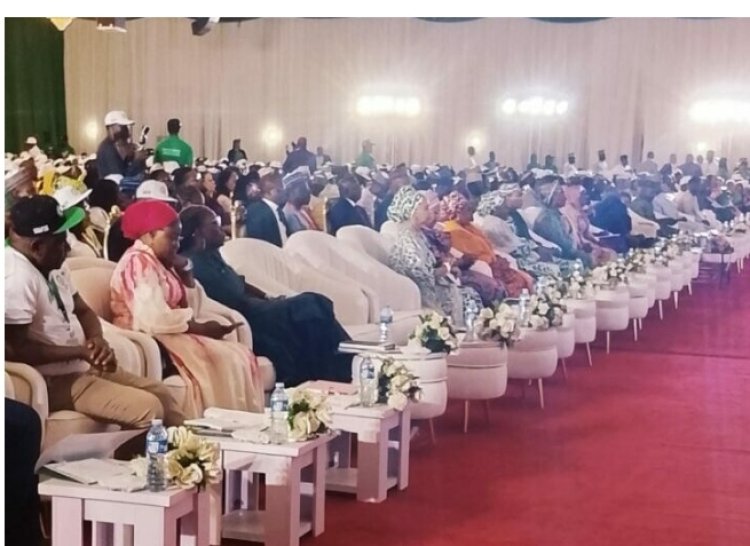 Educational Innovation: Federal Government Awards N350m To 12 Outstanding Teachers